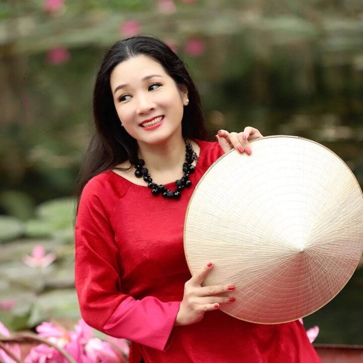 NSƯT Thanh Thanh Hiền tuổi U60: Nhan sắc lão hoá ngược, ngày càng trẻ đẹp-14