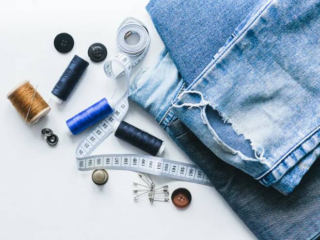 Mẹo lên gấu quần jeans không cần cắt-3