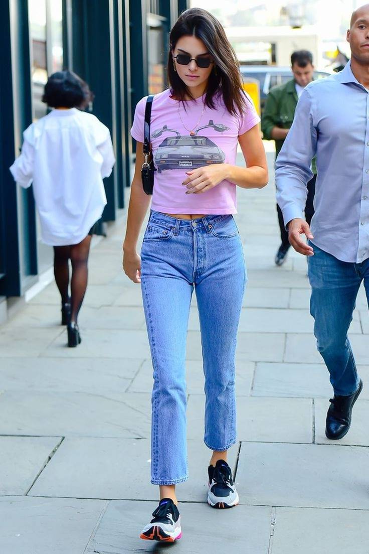 10 cách mặc quần jeans trẻ trung, dễ áp dụng của Kendall Jenner-9