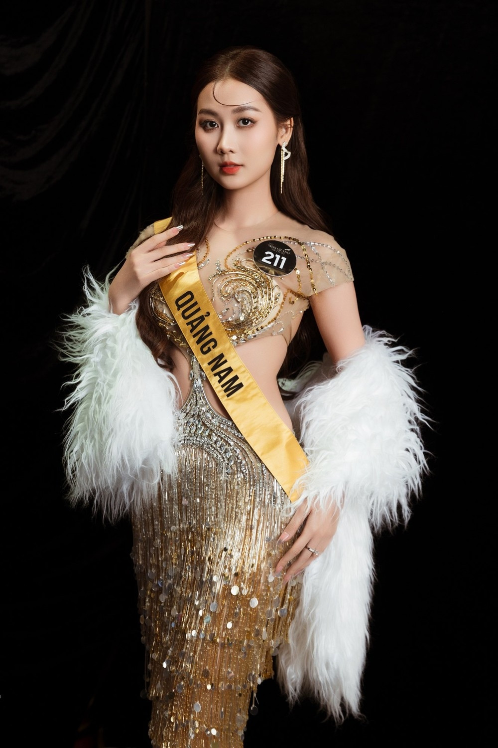 Tân Miss Grand Vietnam 2024 giỏi tiếng Hàn, có cha là Viện trưởng Viện kiểm sát-4