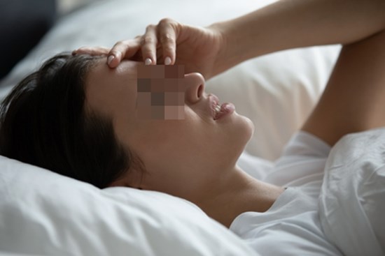 Người dễ bị đột quỵ thường có 4 thói quen này khi ngủ