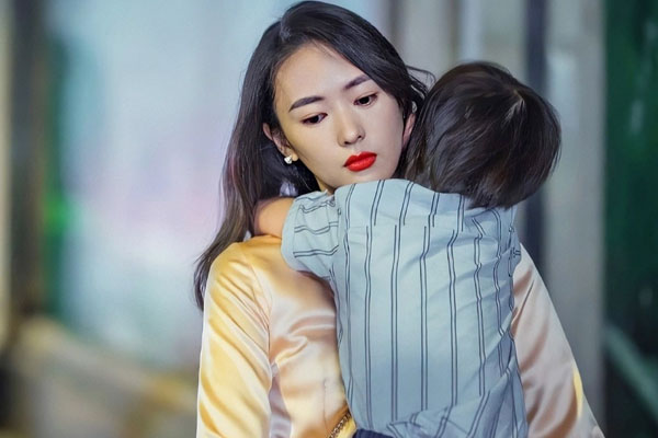 Bị vợ từ chối chuyện ấy, chồng bực tức đập vỡ 2 chiếc điện thoại-3
