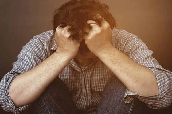 Mắc bệnh lậu sau lần đi hát karaoke-1