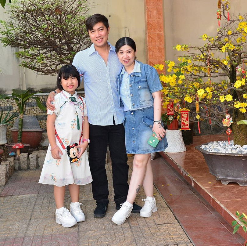 Chàng trai Đồng Nai cưới cô giáo chủ nhiệm cũ và cuộc hôn nhân 10 năm bất ngờ-4