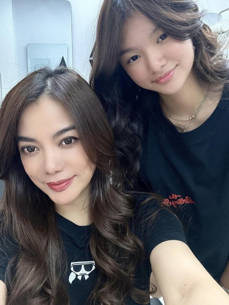 Hơn 10 năm ly hôn Trần Bảo Sơn, Trương Ngọc Ánh xúc động nói cảm ơn vì lãi” cô con gái 16 tuổi đẹp như Hoa hậu-2