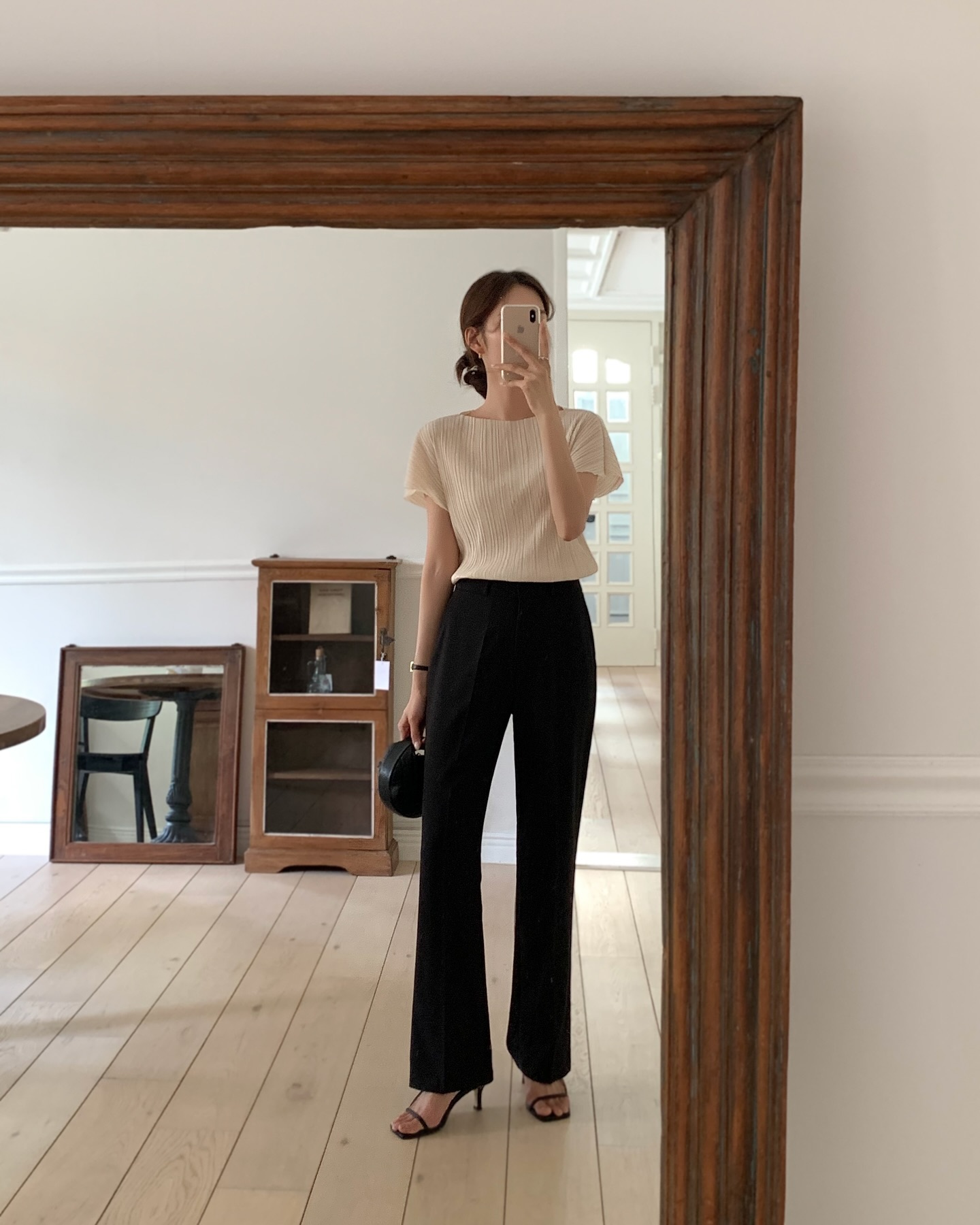 4 công thức diện đồ cho nàng công sở không thích mặc váy-2