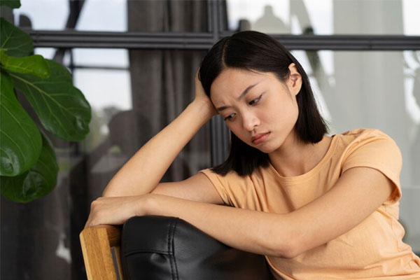 Sống khổ sở, sụt 7kg vì hàng xóm bán bún đậu mắm tôm-1