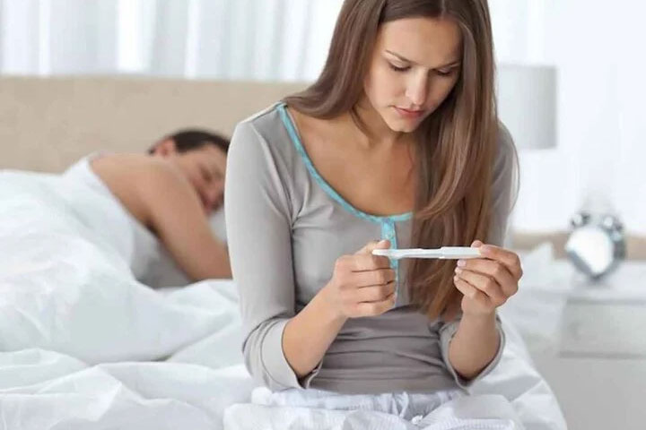 Uống thuốc tránh thai hàng ngày có gây vô sinh?-2