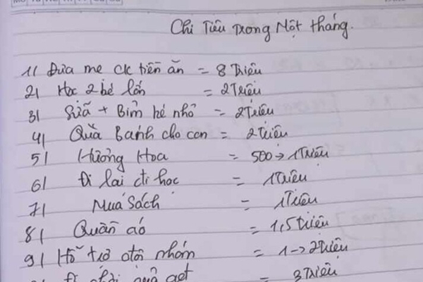 Camera ghi lại cảnh anh lớn và em bé ở nhà với nhau, nhiều người lập tức lên tiếng chỉ trích-7