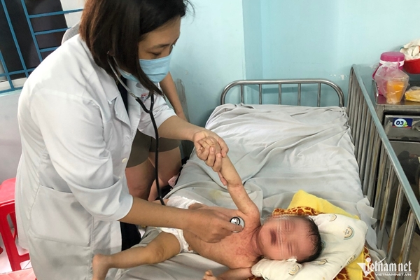 Ca mắc sởi tăng nhanh, lãnh đạo Sở Y tế TPHCM yêu cầu xử lý người anti vắc xin-1