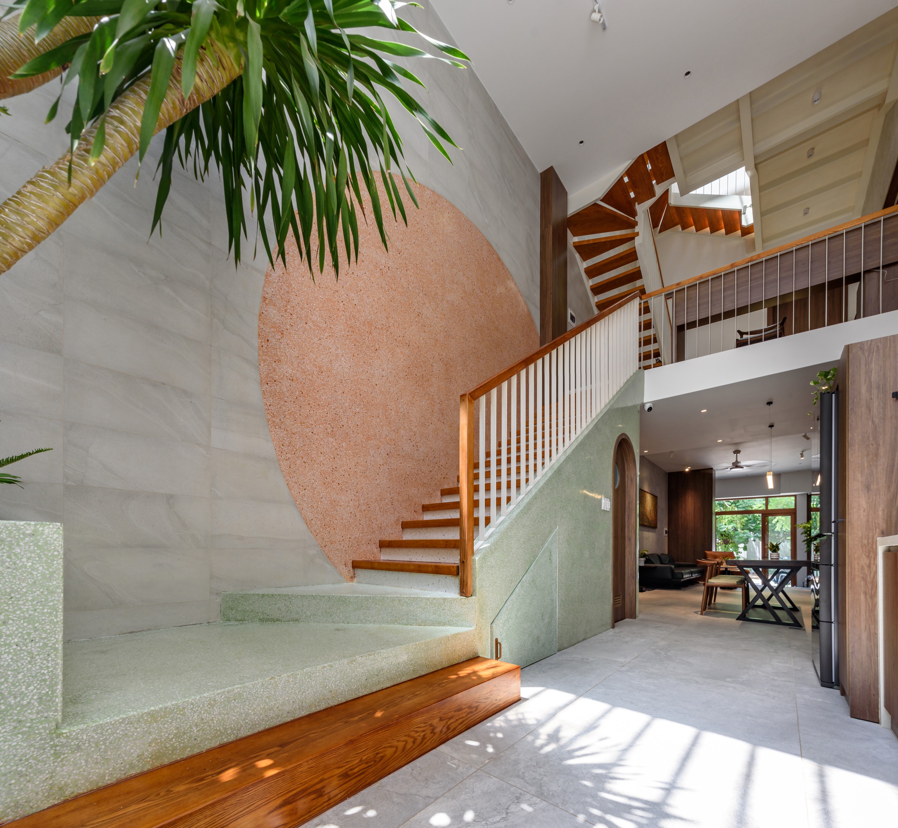 Nhà thông tầng cho gia đình có trẻ nhỏ-7