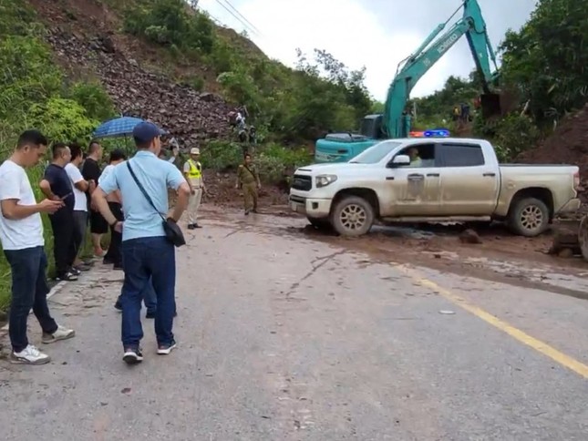 Nghẹt thở hành trình vào sào huyệt tội phạm tại Tam Giác Vàng-4