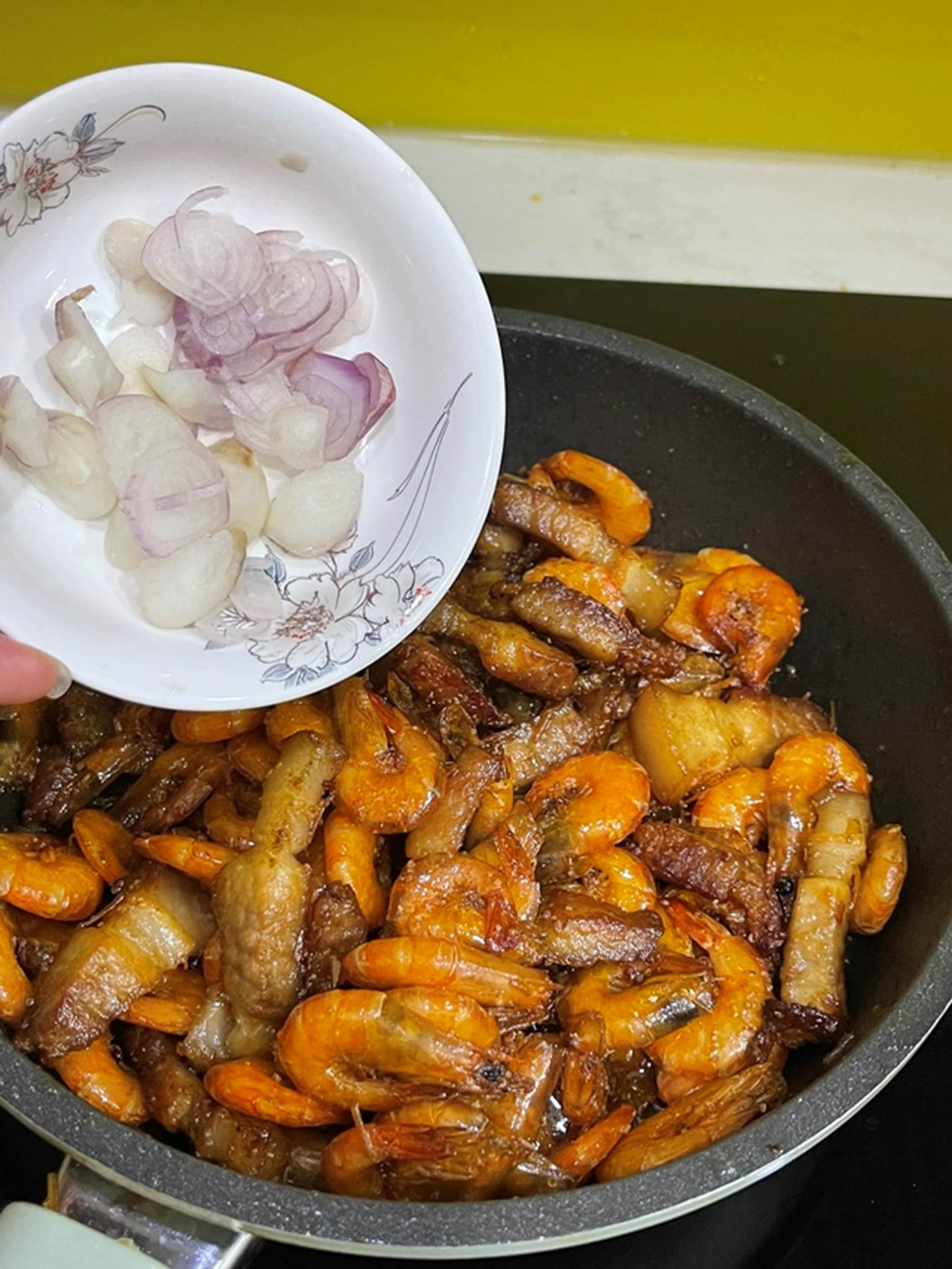 Món ăn nhà nào cũng có trong mâm cơm nhưng không phải ai cũng biết cách làm ngon đúng vị và đẹp mắt-5