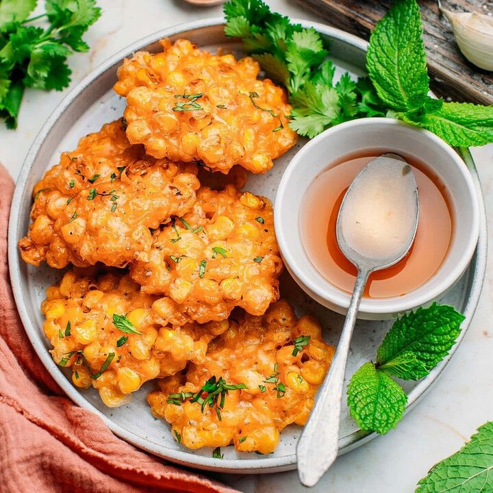 Hướng dẫn làm bánh ngô chiên không dầu mỡ-1