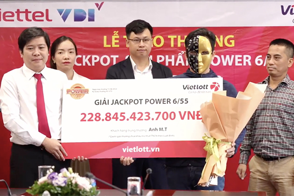 Vietlott lại tìm thấy vé số trúng độc đắc tiền tỷ-2