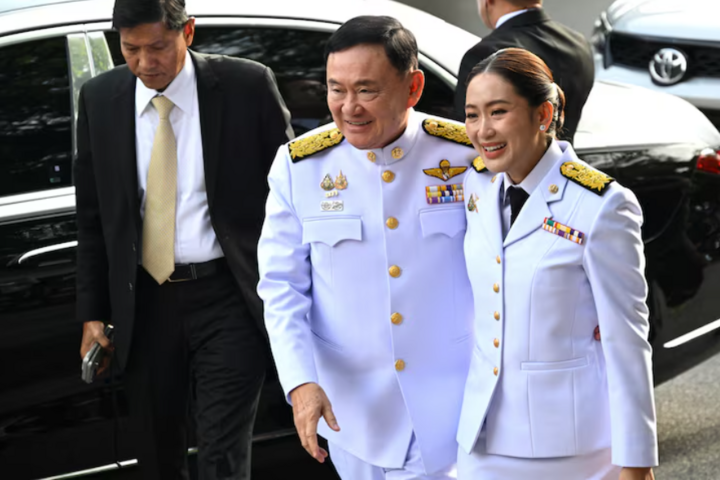 Quốc vương Thái Lan phê chuẩn con gái ông Thaksin làm Thủ tướng-1