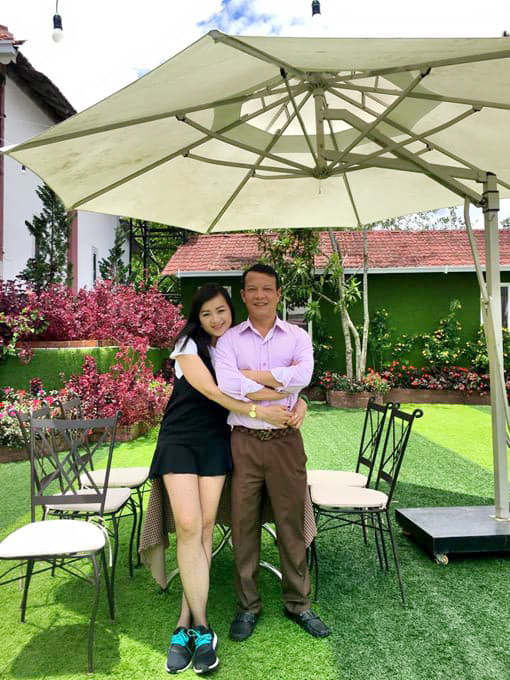 NSƯT Linh Huệ: Trên phim chuyên đóng vai hiền lành, cam chịu, ngoài đời cuộc sống ra sao?-13