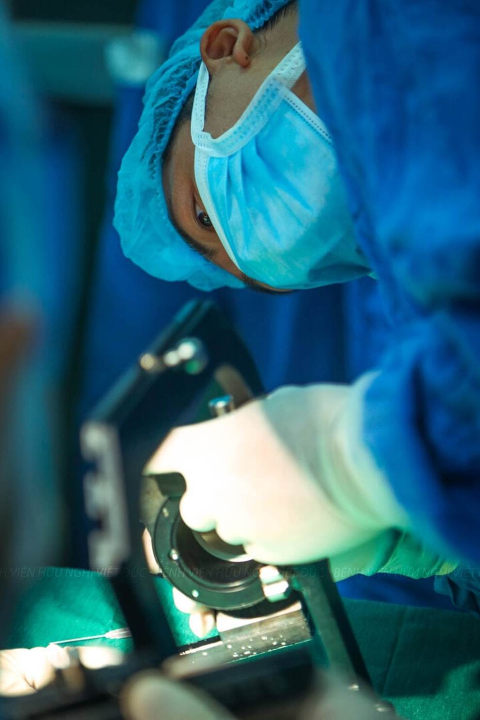 Ca phẫu thuật đặc biệt cho thanh niên 17 tuổi cơ thể cong như con tôm-4