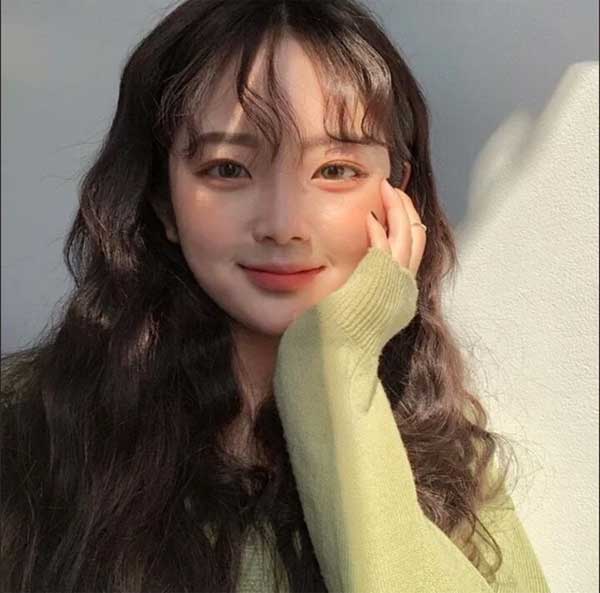 Kiểu tóc mái nào phù hợp với những cô nàng có khuôn mặt tròn?-2