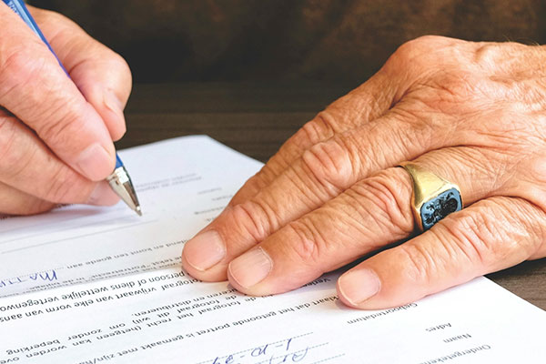 Tài sản thừa kế lên giá 38 tỷ, ông lão 71 tuổi bất ngờ bị các em kiện ra toà-1