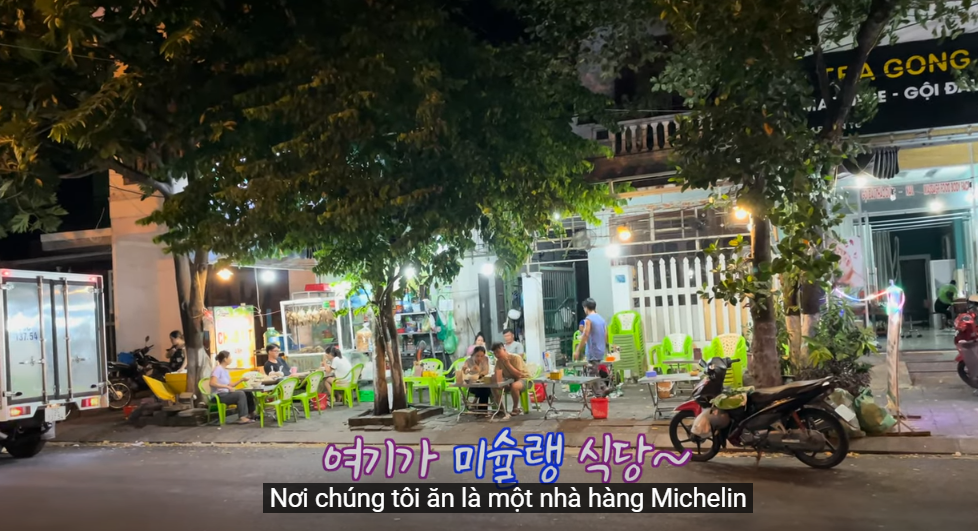 Ghé quán chuẩn Michelin ở Đà Nẵng, khách Hàn ‘choáng’ với món ngon 10.000 đồng-2