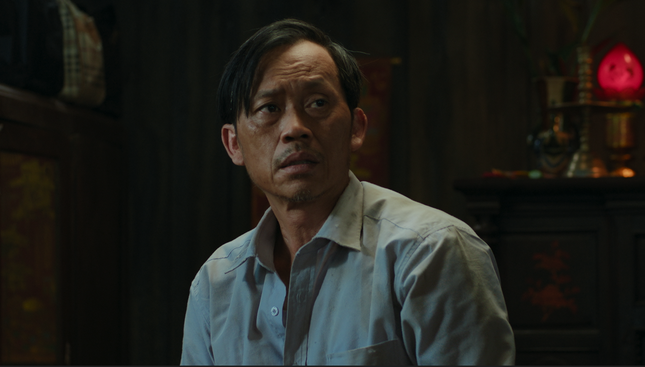 NSƯT Hoài Linh bực bội ra mặt với đạo diễn-2