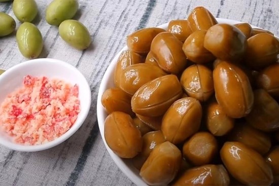 Mùa trám về làm 2 món ăn ngon từ trám trắng, đảm bảo đưa cơm đến 'thủng nồi trôi rế'