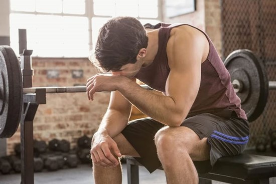 Người đàn ông bất ngờ đột quỵ khi đang tập thể dục tại phòng gym, ai có dấu hiệu này cần cảnh giác