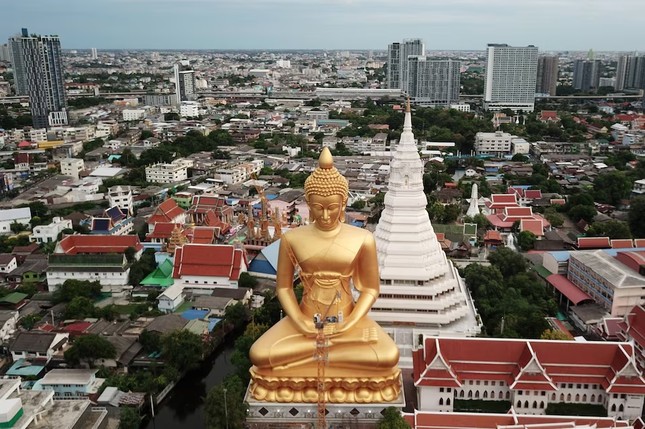 Ông Thaksin bàn sâu về ma túy, lòng từ bi, ví điện tử-6