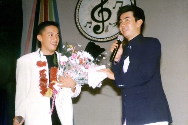 Nam ca sĩ tốt nghiệp thạc sĩ nước ngoài, đi hát mỗi đêm được trả cả chục cây vàng, cuộc sống hiện ra sao?-2