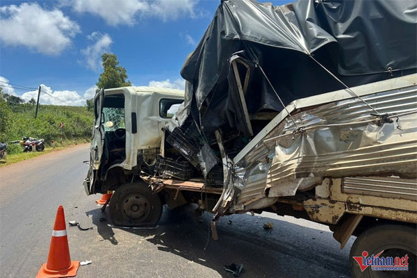 Tai nạn nghiêm trọng trên quốc lộ 14, hai người tử vong-2