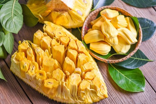 Những ai nên hạn chế ăn mít chín?