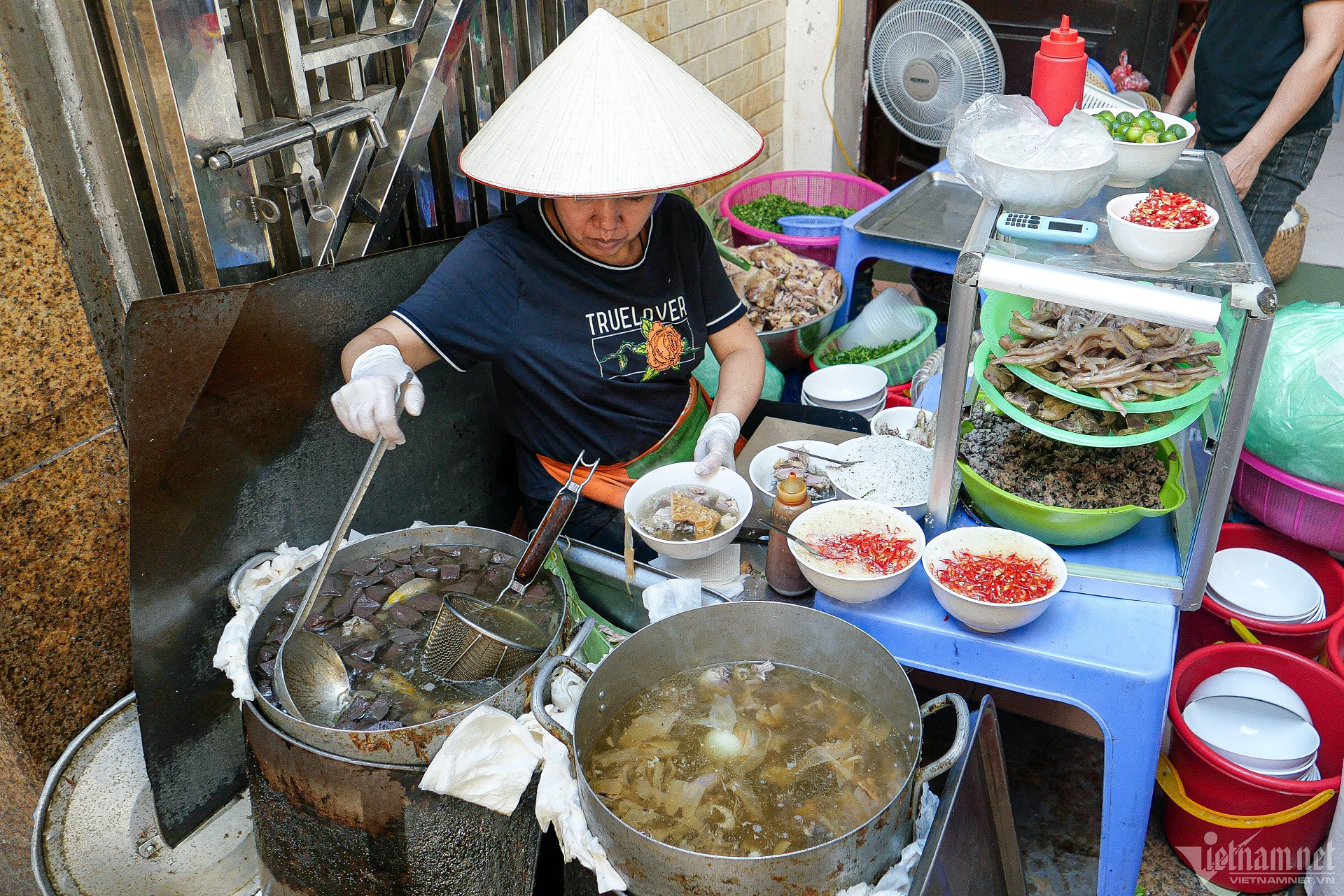 Hai con ngõ nhỏ nhưng có võ ở Hà Nội, khách cầm 100.000 thoải mái ăn ngon-10