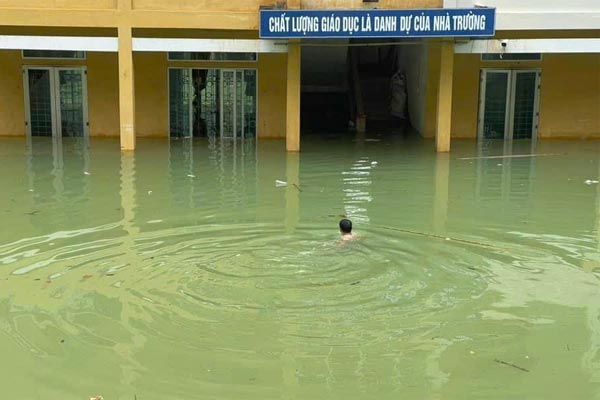 Hiệu trưởng được chuyển hơn 300 triệu đồng vào tài khoản cá nhân-2