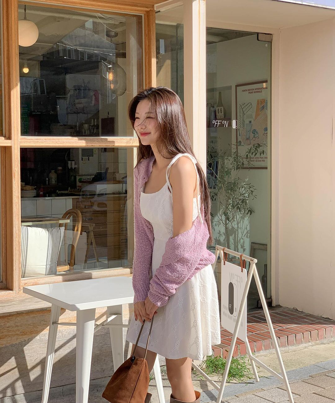 5 kiểu áo nữ tính được yêu thích trong mùa thu-10