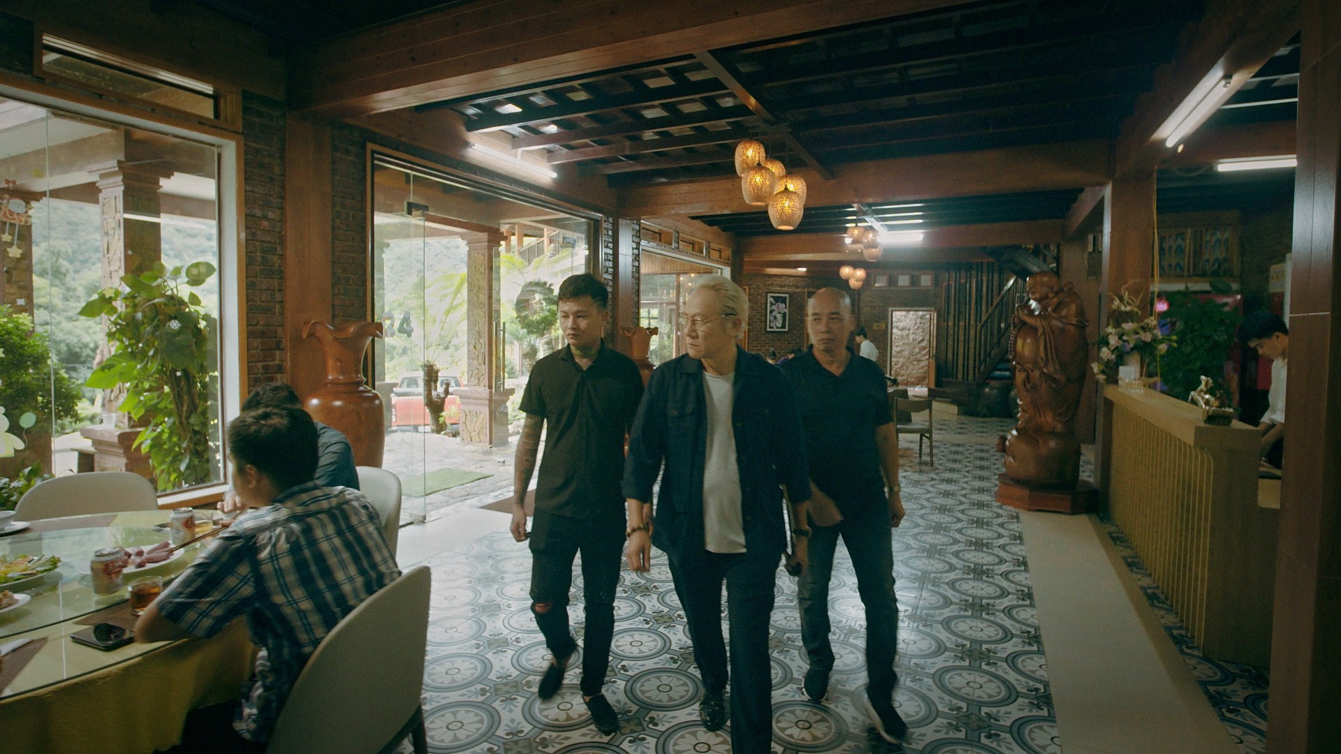 NSƯT Hoàng Hải thấy có lỗi với vợ-6