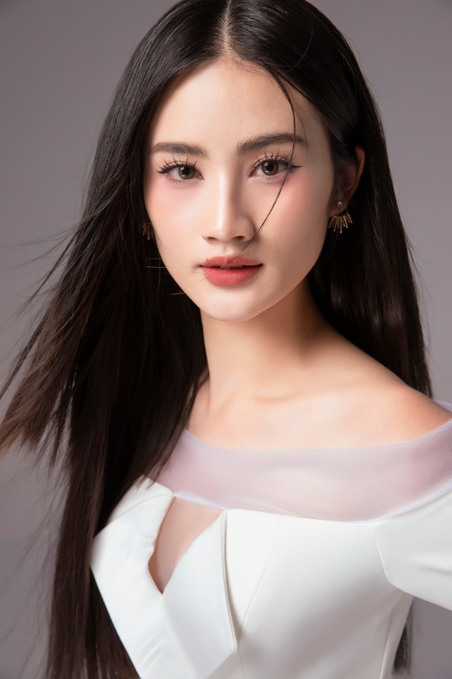 Đang du học Úc nhưng Hoa hậu Ý Nhi vẫn mắc lỗi viết sai từ tiếng Anh cơ bản-3