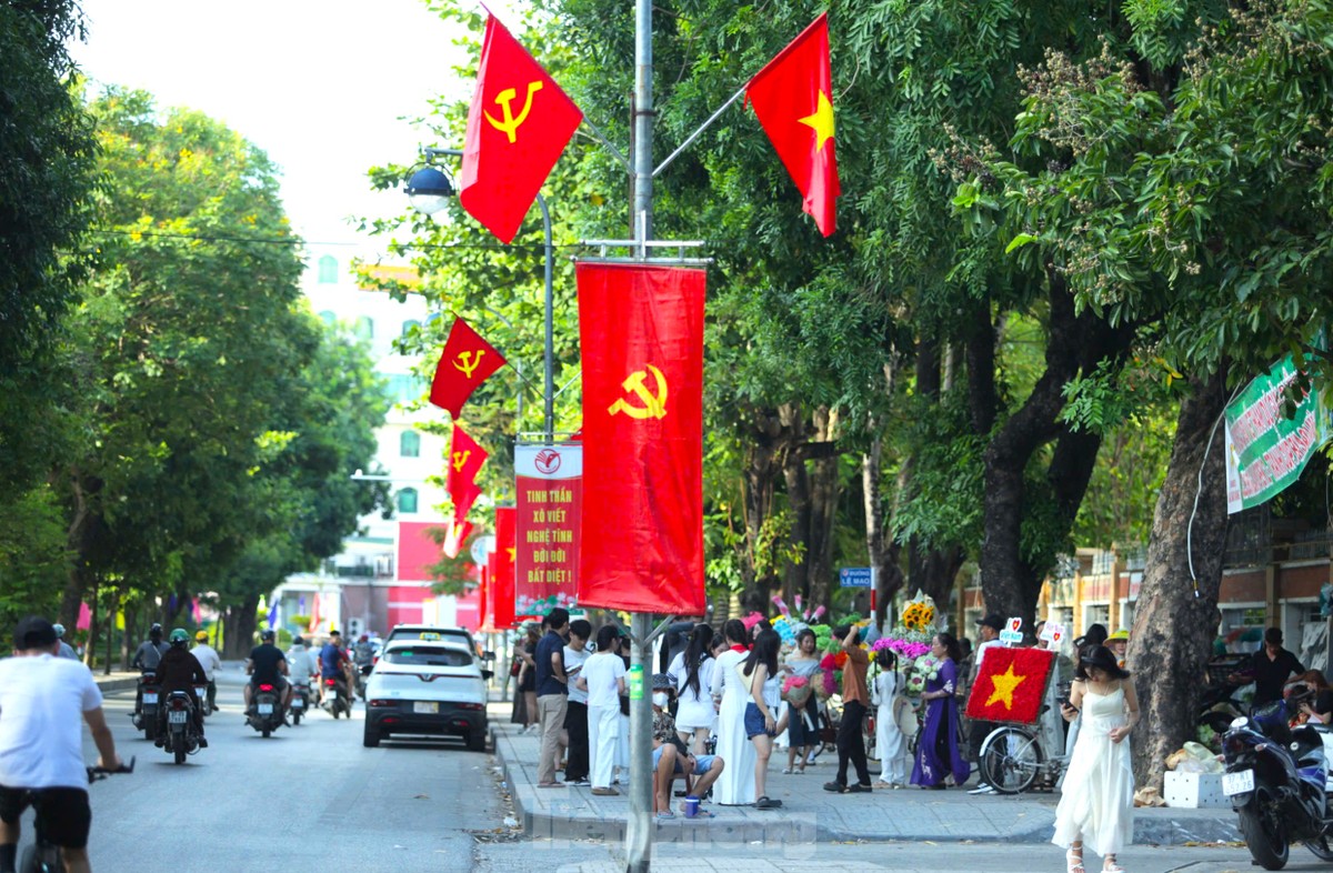 Nhộn nhịp check in trên con đường đẹp nhất thành Vinh-1