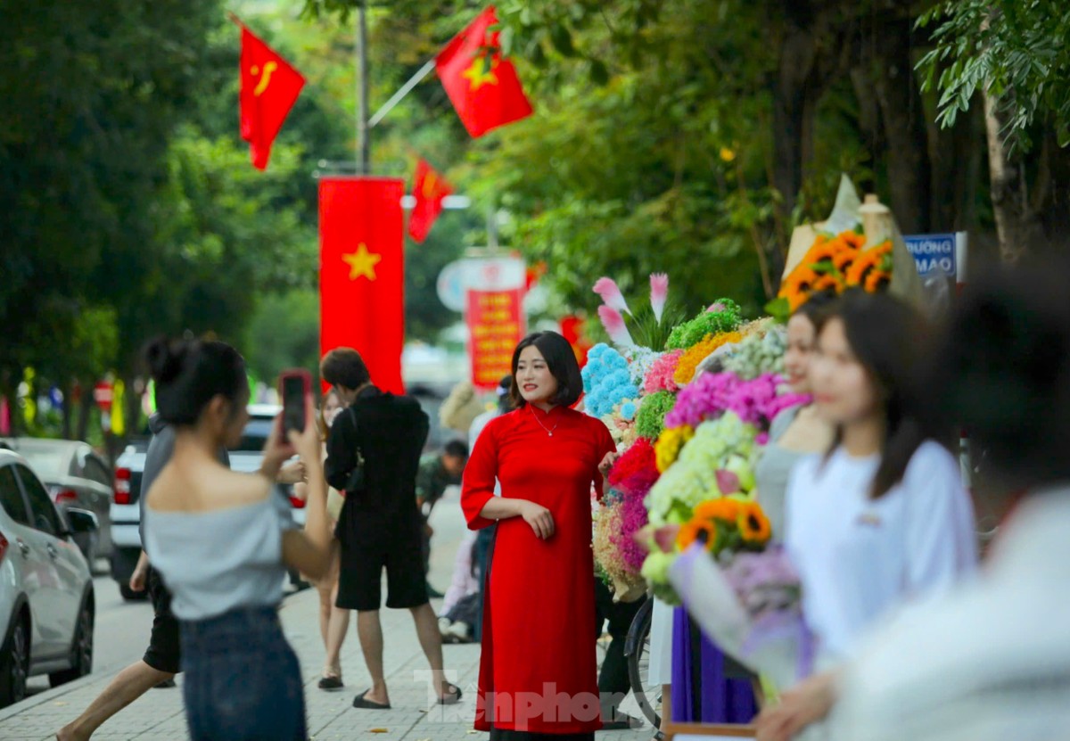 Nhộn nhịp check in trên con đường đẹp nhất thành Vinh-2