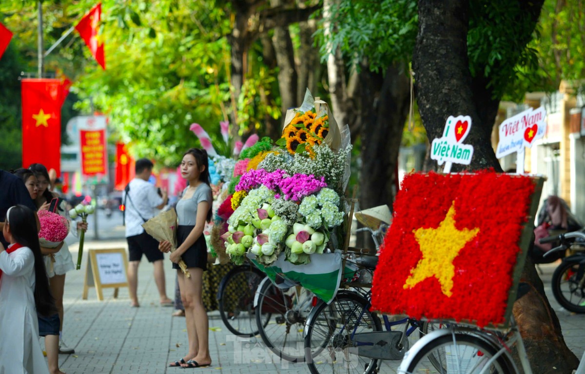 Nhộn nhịp check in trên con đường đẹp nhất thành Vinh-3