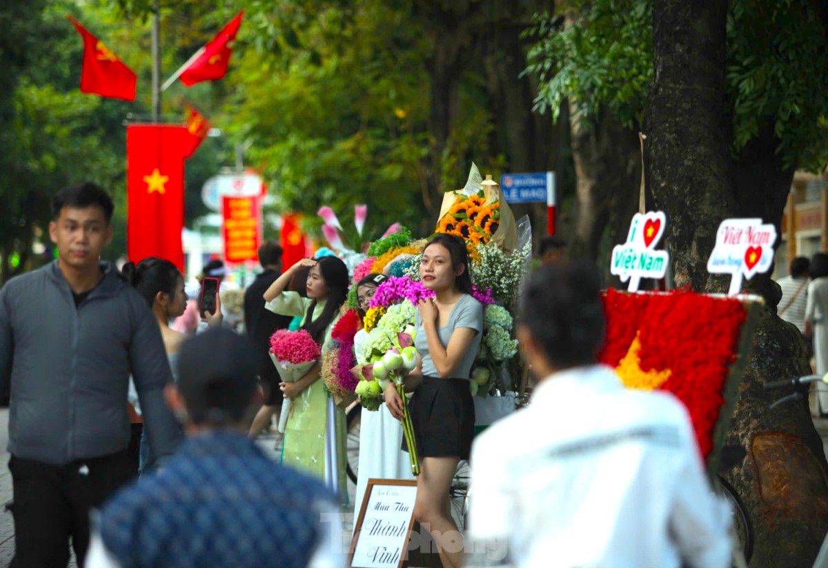 Nhộn nhịp check in trên con đường đẹp nhất thành Vinh-9