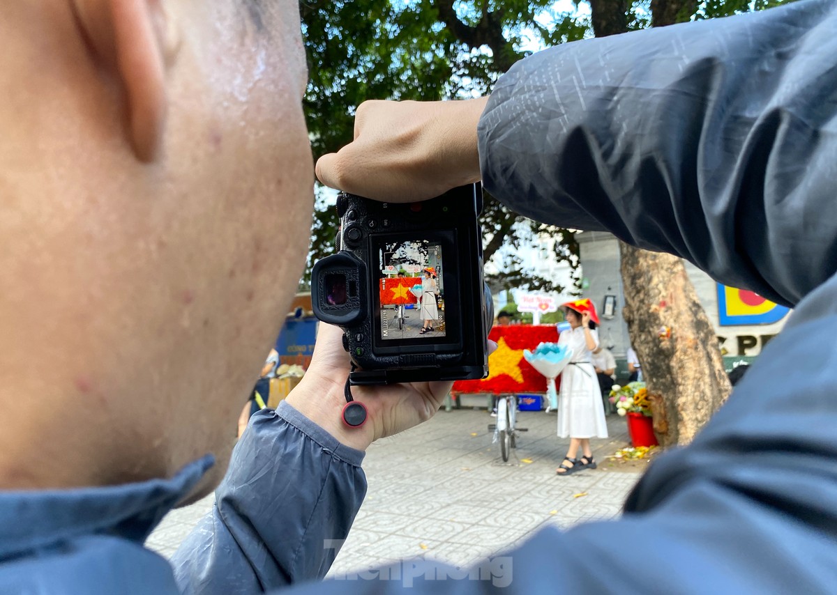 Nhộn nhịp check in trên con đường đẹp nhất thành Vinh-12