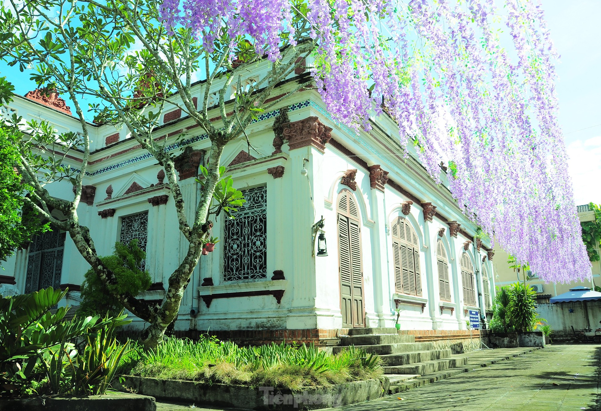 Cận cảnh dinh thự cổ đẹp nhất Trà Vinh-10