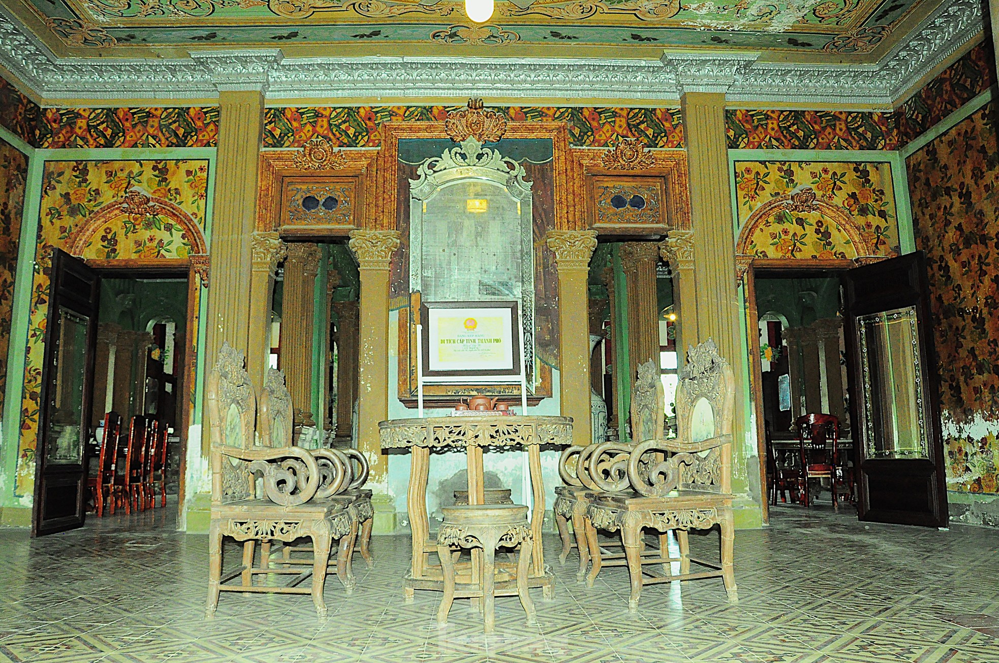 Cận cảnh dinh thự cổ đẹp nhất Trà Vinh-15