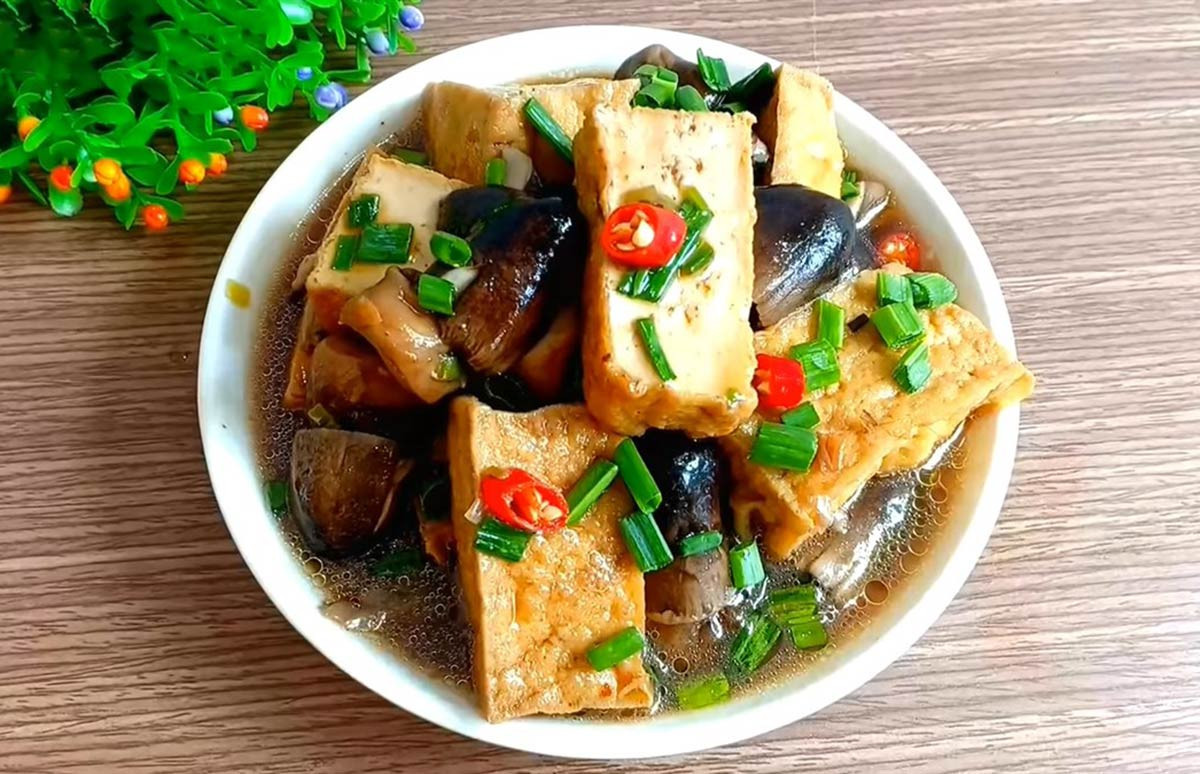 Cách làm nấm rơm kho đậu hũ bổ dưỡng mà cực hao cơm-2