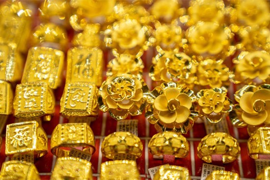 Giá vàng hôm nay 5/9/2024: Vàng miếng SJC bốc hơi nửa triệu đồng cả hai chiều