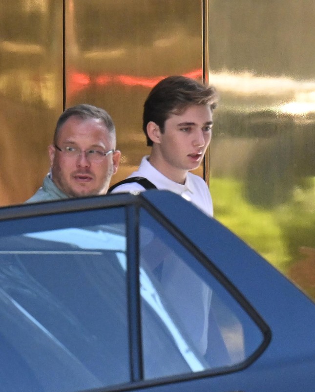 Barron Trump khiến những người xung quanh lu mờ-3