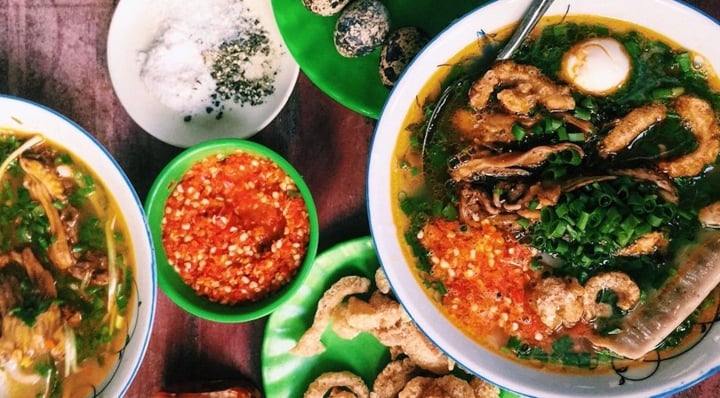 Cách nấu nồi bánh canh cá lóc ngon chuẩn vị-1