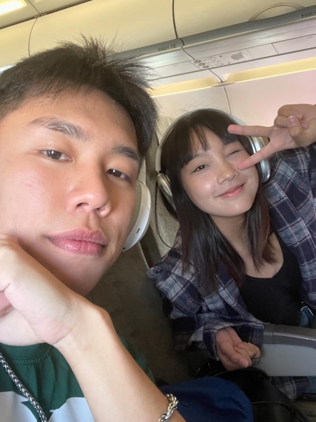 Lời xin lỗi của Long Vũ (Đi Giữa Trời Rực Rỡ) có đủ chân thành để xoa dịu khán giả?-2