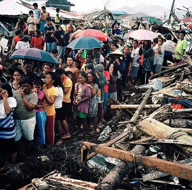 Sức tàn phá của siêu bão Haiyan năm 2013, hơn 6.300 người Philippines thiệt mạng-4